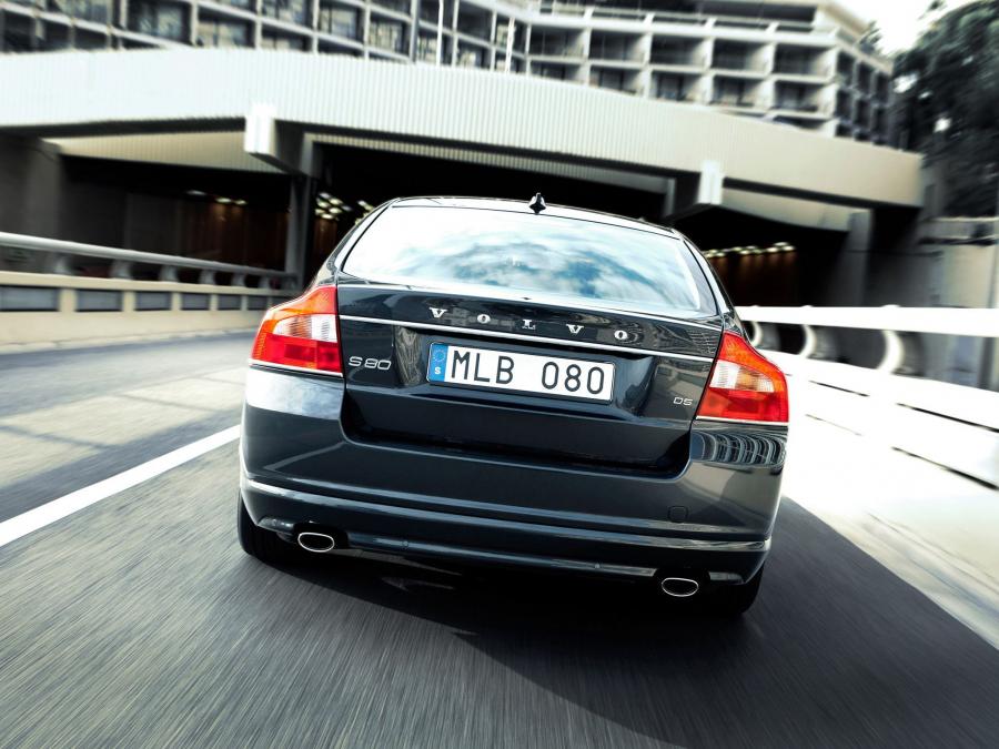  Volvo S80 D5 2009 года  (фото 3 из 20)